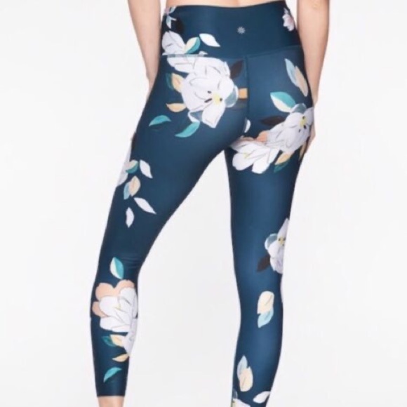 NWOT Athleta Floral Elation 7/8 Tight - S - Picture 2 of 9